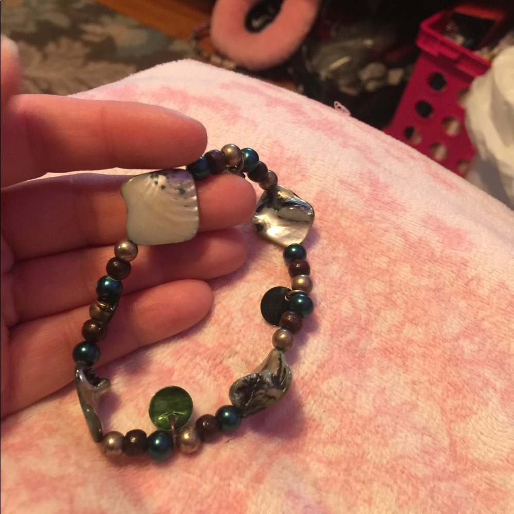 Beaded bracelet
